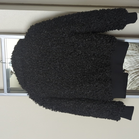 Faux fur jacket - Picture 3 of 3